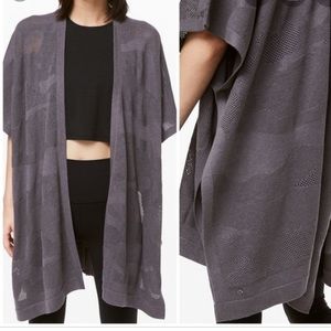 Lululemon | find your light wrap